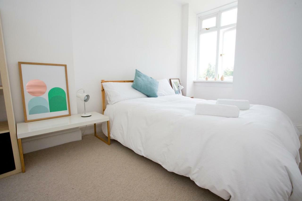 Bright 2 Bedroom Apt - Great Location - Free Parking Bournemouth Exterior foto